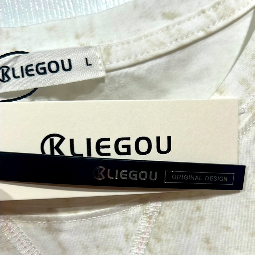 Men's Cream Long Sleeve Tee - Picture 2 of 4